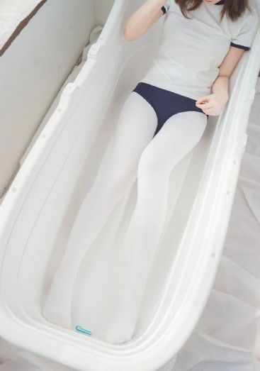 欧美高跟鞋丝袜美女_最新国语全集在线